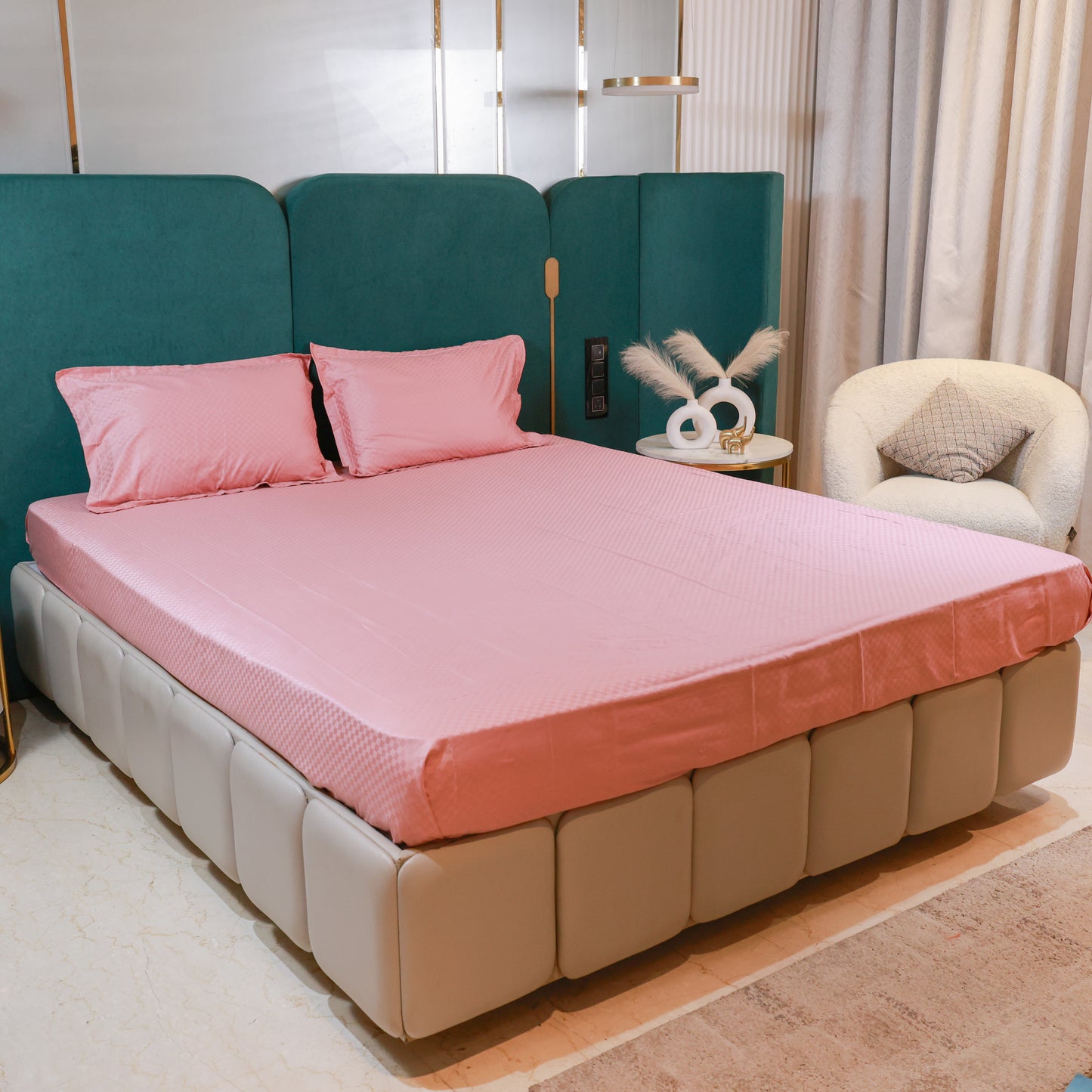 Reshkala Fine Yarn 100% Cotton 300 TC Allure Collection Checks Jaquard Sateen Bedsheet King Size Dazzling Pink color with 2 pillow covers