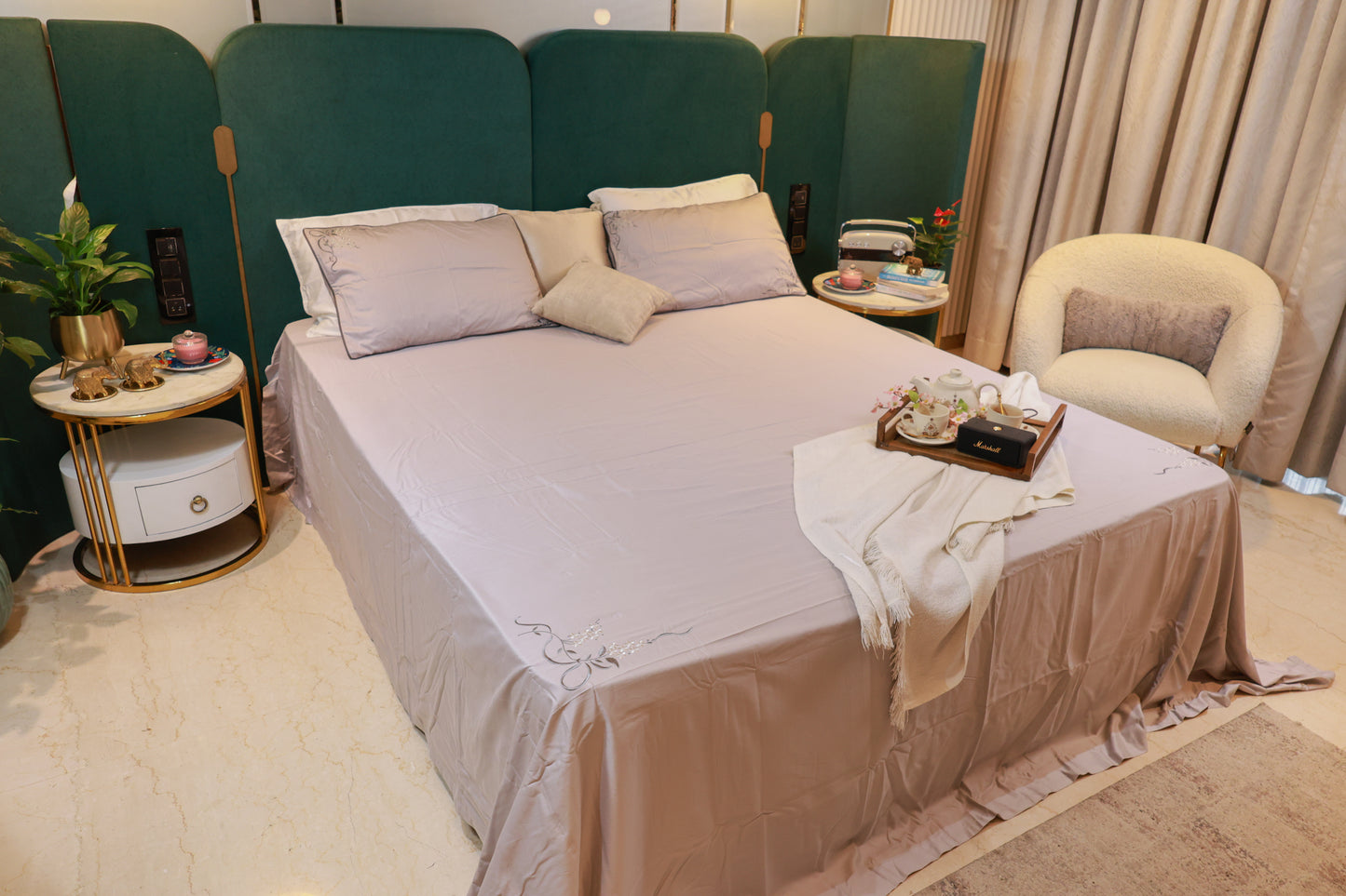 Reshkala Fine Yarn 100% Cotton 400 TC Kalakari Collection Double Stitch Embroidery Bedsheet King Size Desert Rose color with 2 pillow covers