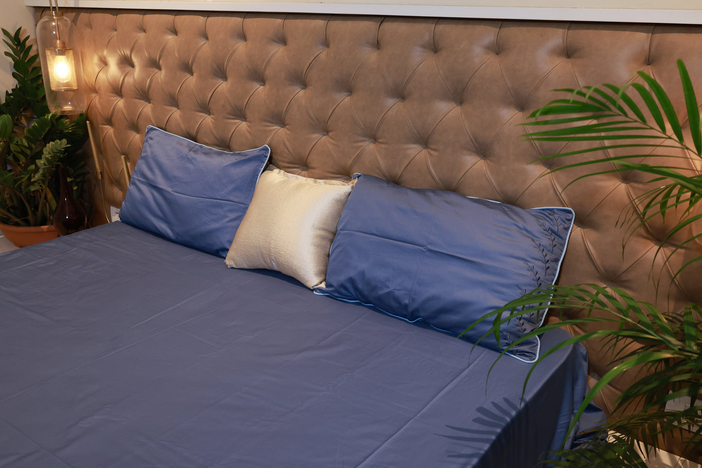 Reshkala Fine Yarn 100% Cotton 400 TC Kalakari Collection Double Stitch Embroidery Bedsheet King Size Midnight Blue color with 2 pillow covers