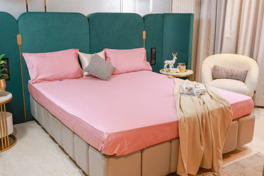 Reshkala Fine Yarn 100% Cotton 300 TC Allure Collection Waffle Jaquard Sateen Bedsheet King Size Flamingo color with 2 pillow covers