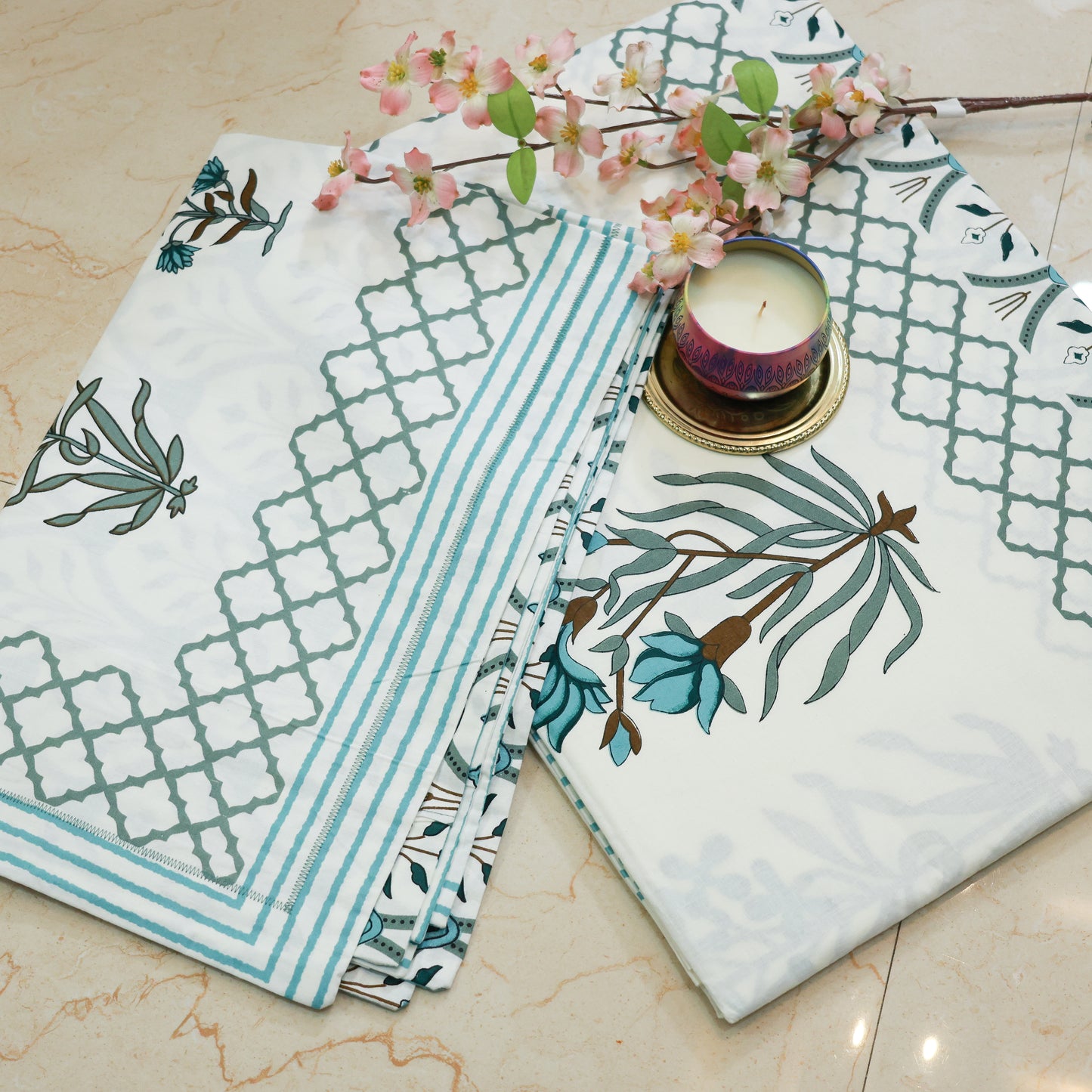 Reshkala Fine Yarn 100% Cotton 180 TC Virasat Collection Bedsheet King Size Parampara design with 2 pillow covers